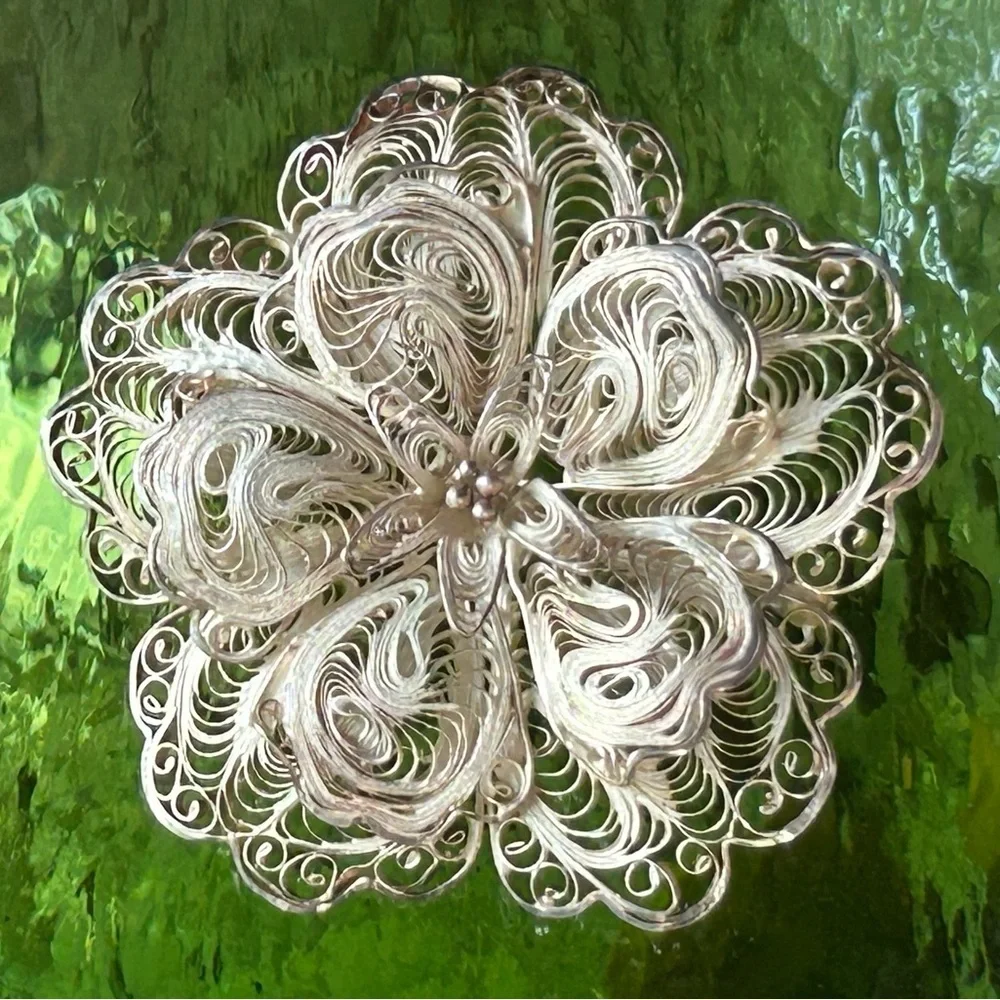 Vintage Sterling Silver Handmade Flower Filagree Brooch